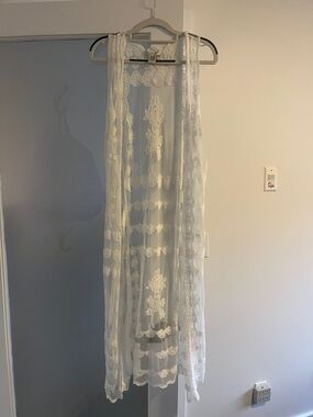 Rachel Zoe White Sheer Lace Duster Vest